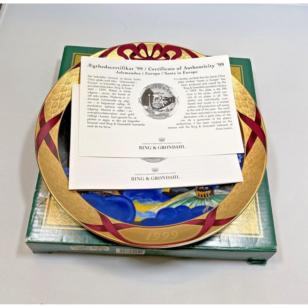 Bing Grondal Copenhagen Christmas Around the World Santa Europe Plate 1999 NEW - Picture 4 of 8